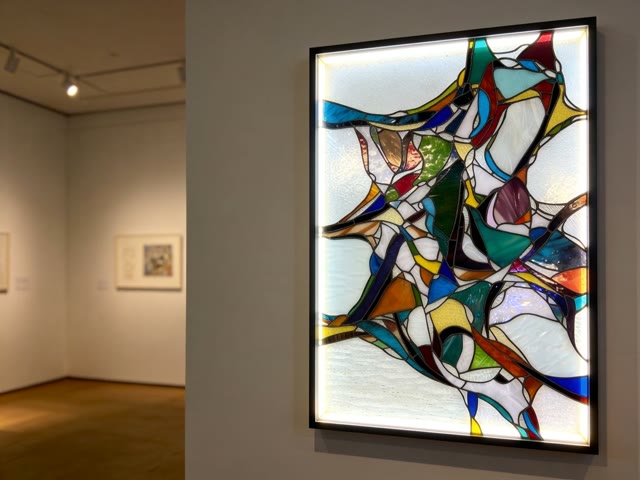 Architecture of Light: Form and Reflections of Reality